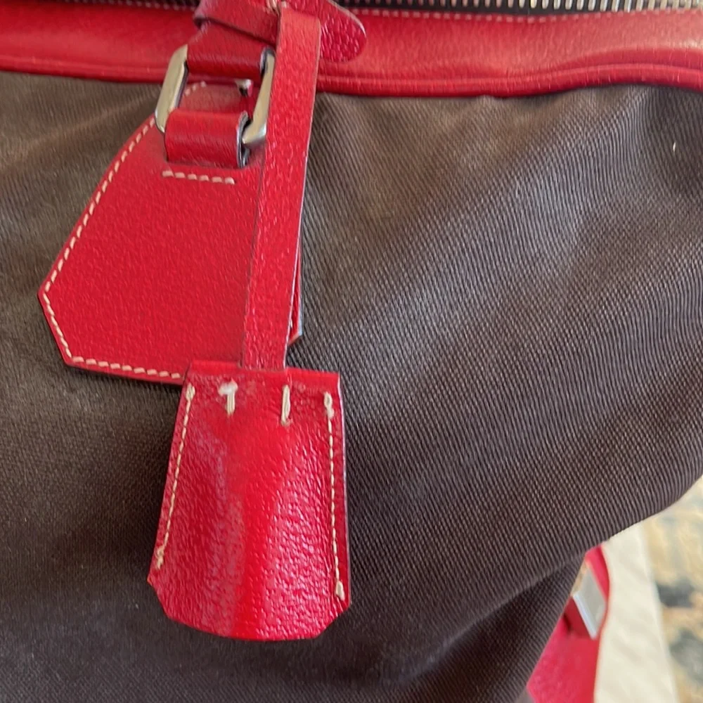 PRADA - Picture 5 of 11